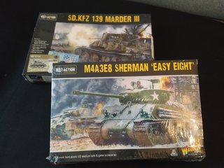 2 Modelli di Carri Armati Bolt Action