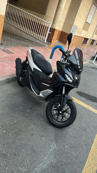 Aprilia SR125 GT