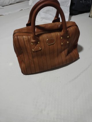 Bolso de piel Uterqüe color cuero