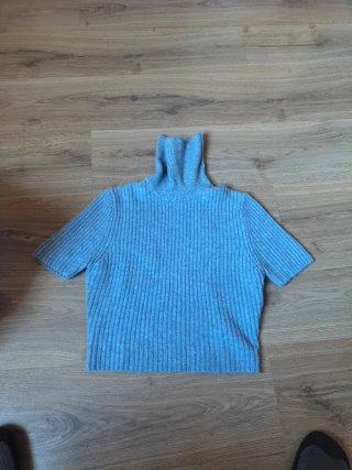 Jersey Zara cuello alto manga corta, poco uso