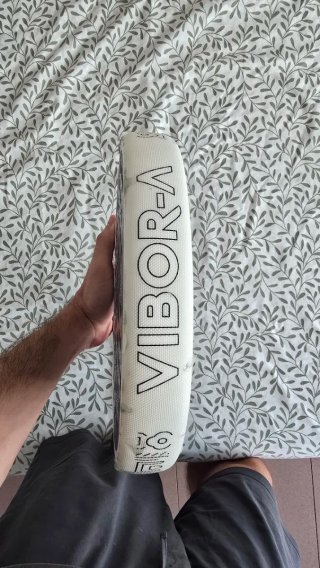 Pala de pádel Vibor-A Yarara