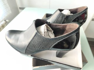 Botines negros de piel Laura Azaña