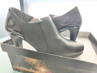 Botines negros de piel Laura Azaña