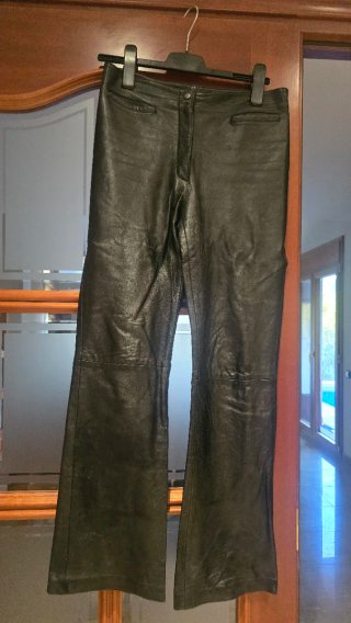 Pantalones de piel negros talla 42