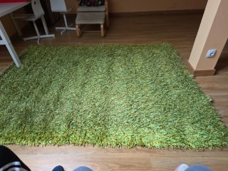 Alfombra pelo largo verde y amarillo