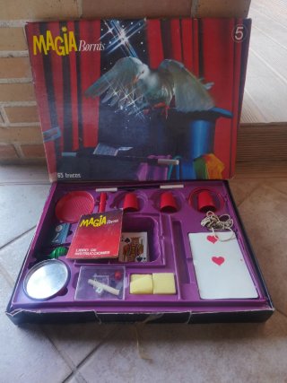 Caja Magia Borras 65 trucos. Antiguo
