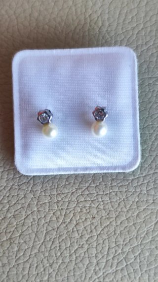 Pendientes bebé oro blanco perla y circonita nuevo