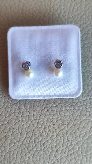 Pendientes bebé oro blanco perla y circonita nuevo