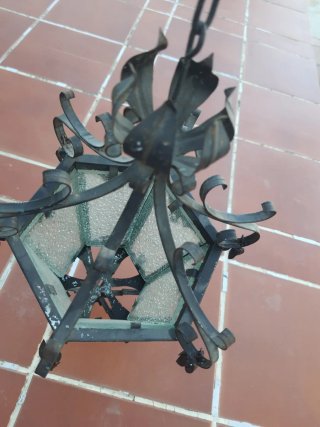 Farol de forja antiguo