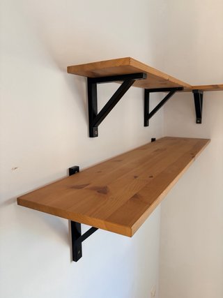 Scaffali a parete in legno