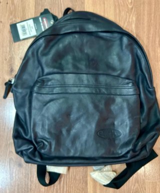 Mochila Eastpak Padded Pak'r Negra cuero