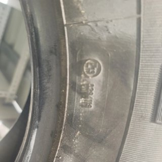 Neumático Goodyear Eagle GT+4 235/70R16