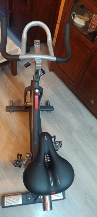 Bicicleta Estática Precor Teambike