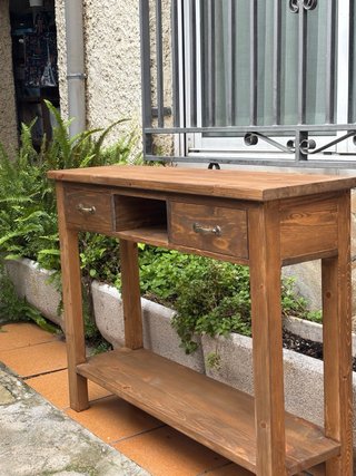 Mesa consola de madera rústica