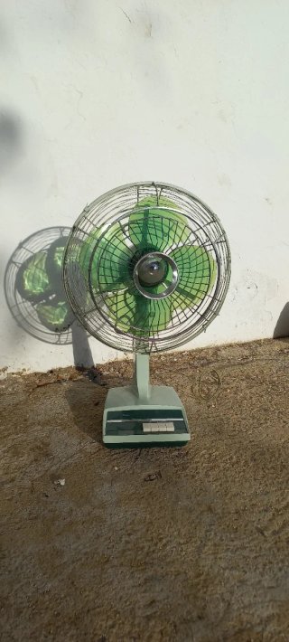 VENTILADOR ANTIGUO-VINTAGE 110V TOSHIBA