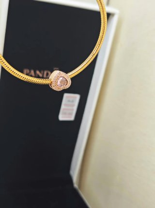 Charm rosa Corazón Pandora plata