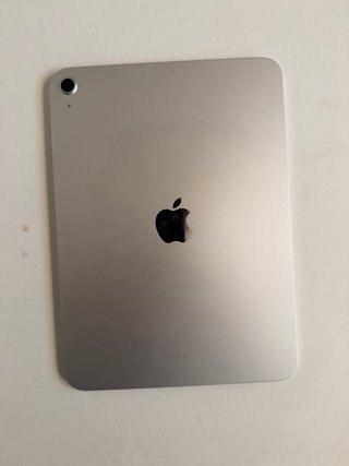 iPad A16 con Funda Teclado y Apple pencil