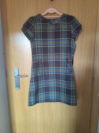 Vestido de cuadros marrón y azul