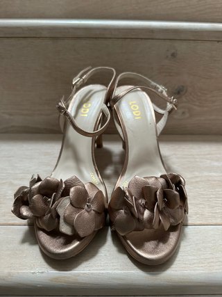Sandalias tacón Lodi Piel Bronce Flores Talla 41