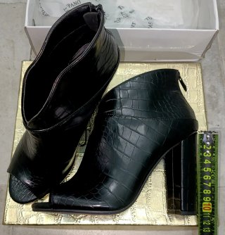BOTINES PEEP-TOE POLIPIEL EFECTO COCODRILO ESTRENO