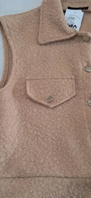 Chaleco beige de tejido bouclé borreguito Nuevo