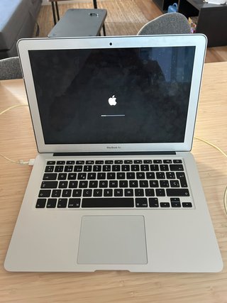 MacBook Air 13 i5 8GB 128GB SSD Gris