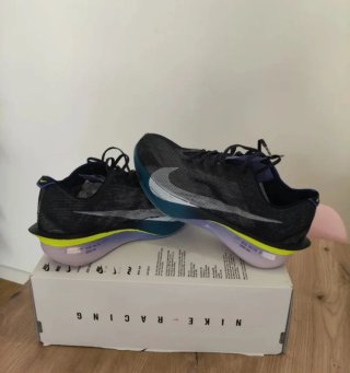T44,5 Nike Zoom Vaporfly Next% 4 azules