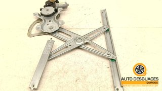 Elevalunas delantero derecho Toyota Auris