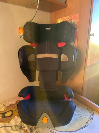 Silla de coche Chicco 15-36 kg