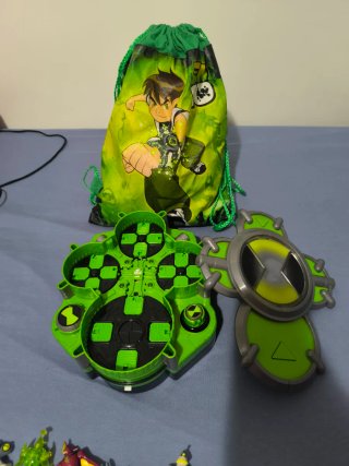 Set de Figuras Ben 10 con Accesorios