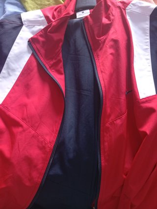 Chándal Deportivo Rojo y Negro