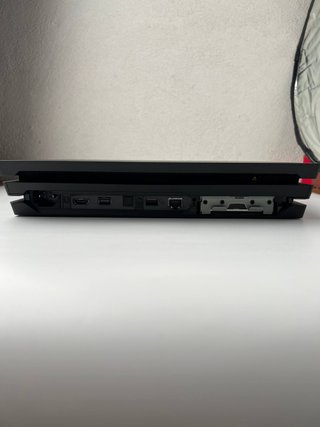 Playstation 4 PRO 2TB Nera - Software 12.00
