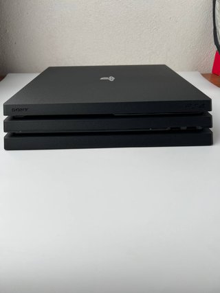 Playstation 4 PRO 2TB Nera - Software 12.00