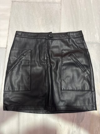Falda cuero Naf Naf Talla 38