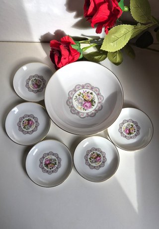 Juego de plato y platillos para aperitivos