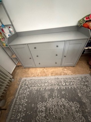 Aparador IKEA HAUGA Gris 140cm