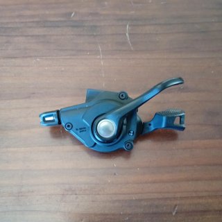 Mando de cambio Shimano Deore XT