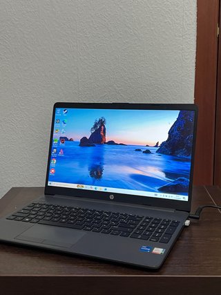 Portátil HP i5