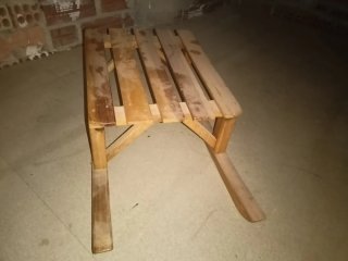 Trineo de madera
