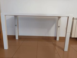 Escritorio IKEA Pahl 128x58 cms regulable altura