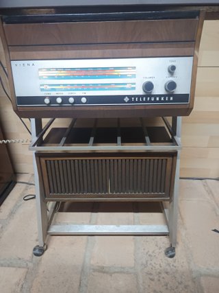 Radio Telefunken Viena Tocadiscos Válvulas