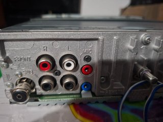 Radio Alpine CDE-203BT Bluetooth para coche
