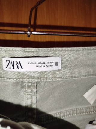 Pantalón vaquero Zara mujer