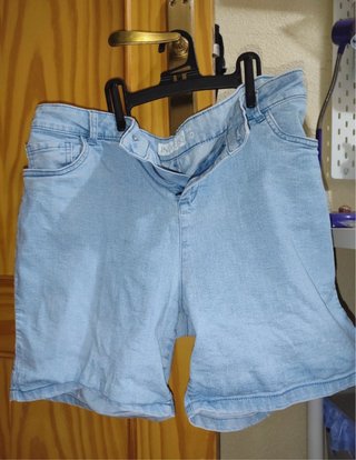 Pantalón corto vaquero azul