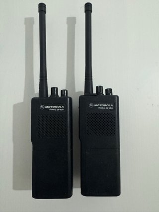 Motorola Radius GP 300 Walkie Talkie