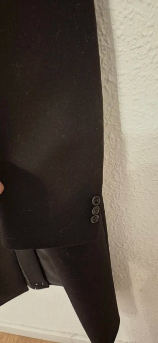 Abrigo Negro Mango
