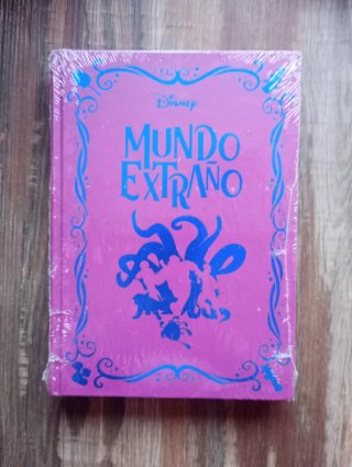Novelas Disney Mundo extraño