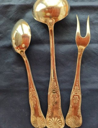 Set posate vintage in metallo