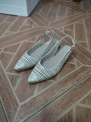 Zapatos dorados punta entretiempo
