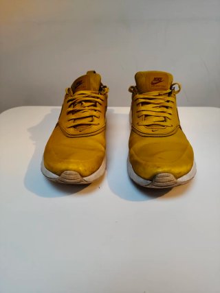 Zapatillas Nike Air Max Thea amarillo
